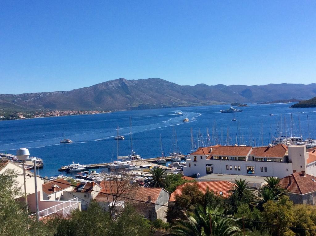 Lux Apartments Korcula Town Bagian luar foto