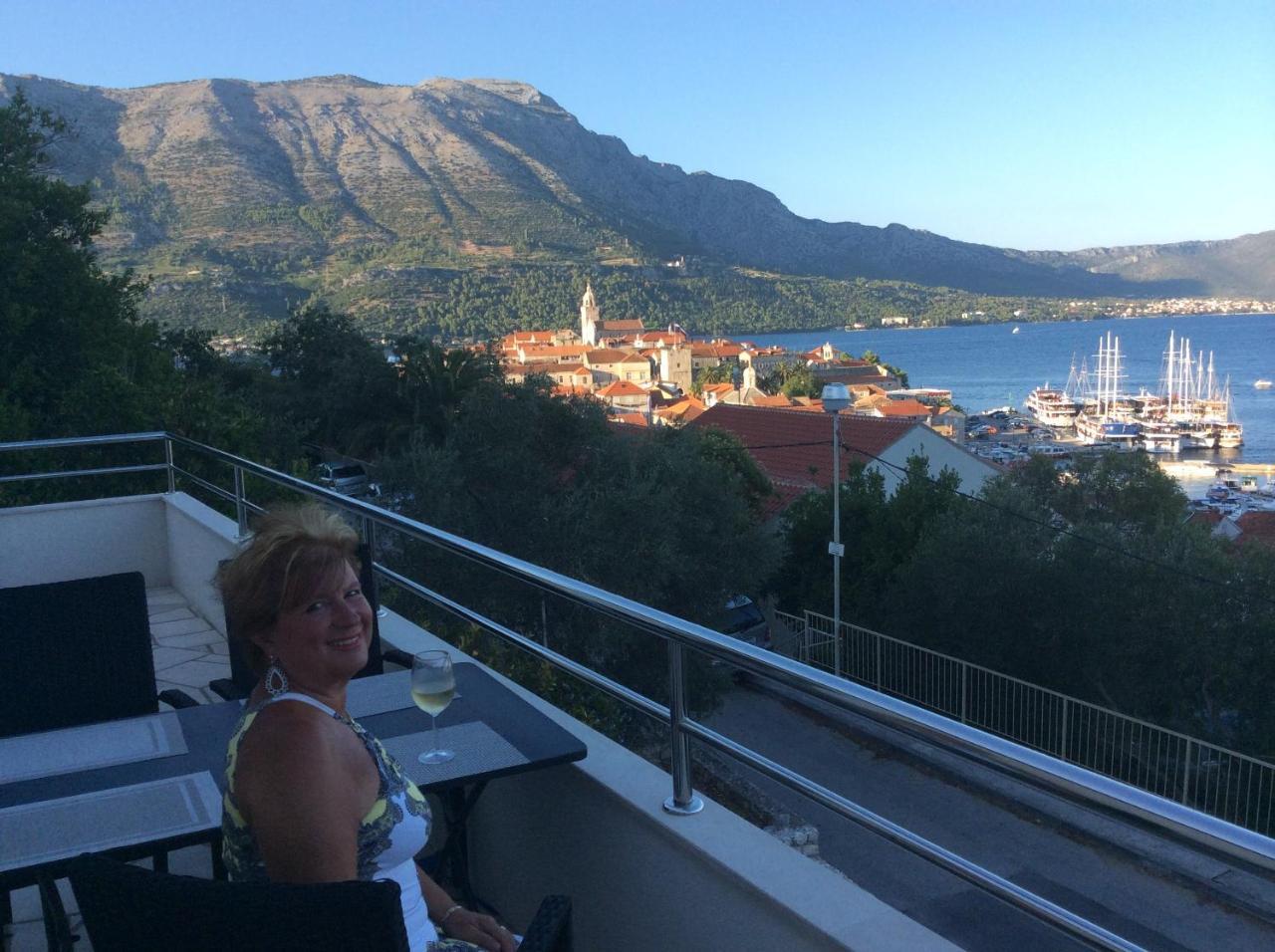Lux Apartments Korcula Town Bagian luar foto